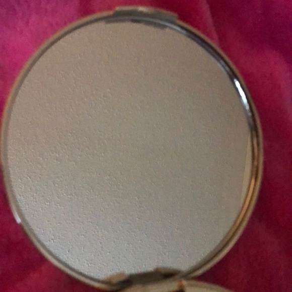 COPY - Becca Apres Ski Eyeshadow Palette - Picture 3 of 5